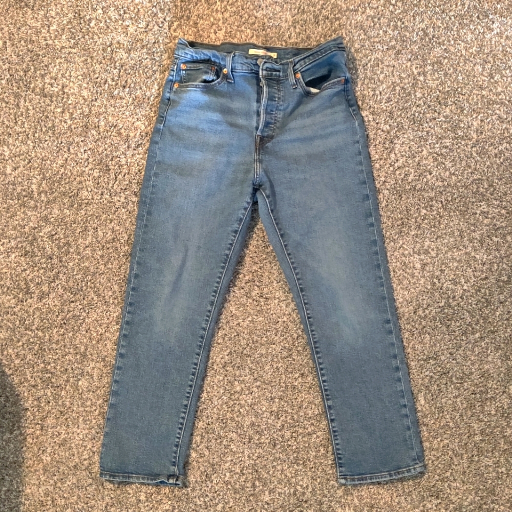 Levi's wedgie straight cropped jean 31